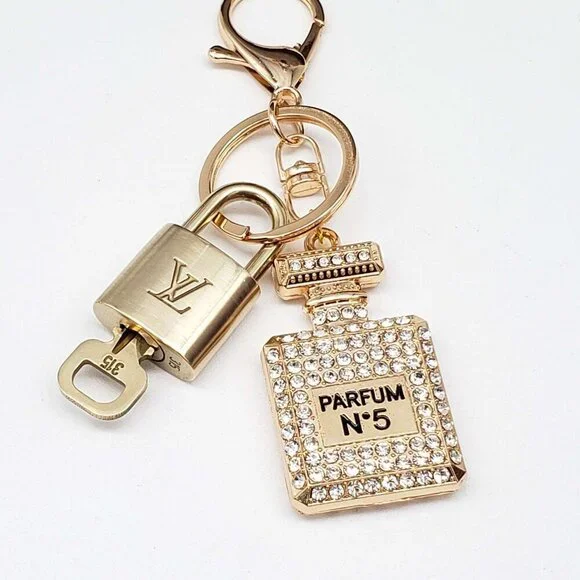 Authentic Louis Vuitton Gold Lock & Key🔑Bag Charm w/Unbranded Perfume Charm - Picture 6 of 7